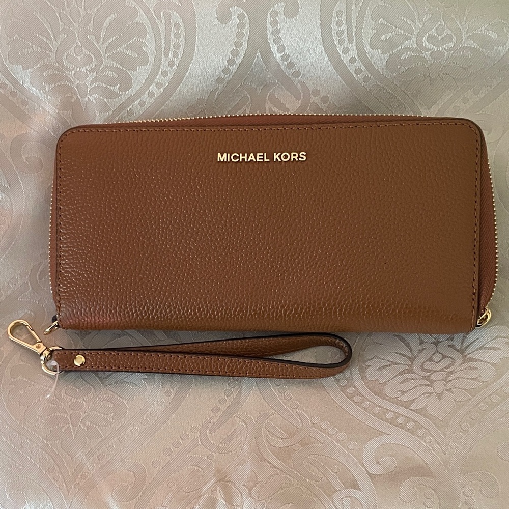 Michael Kors Mercer Travel Continental Leather Wristlet Wallet *NWT*